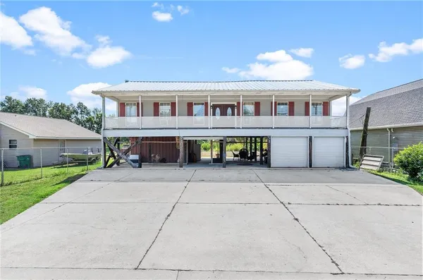 $299,000 | 4112 Highway 90, Des Allemands, LA 70030