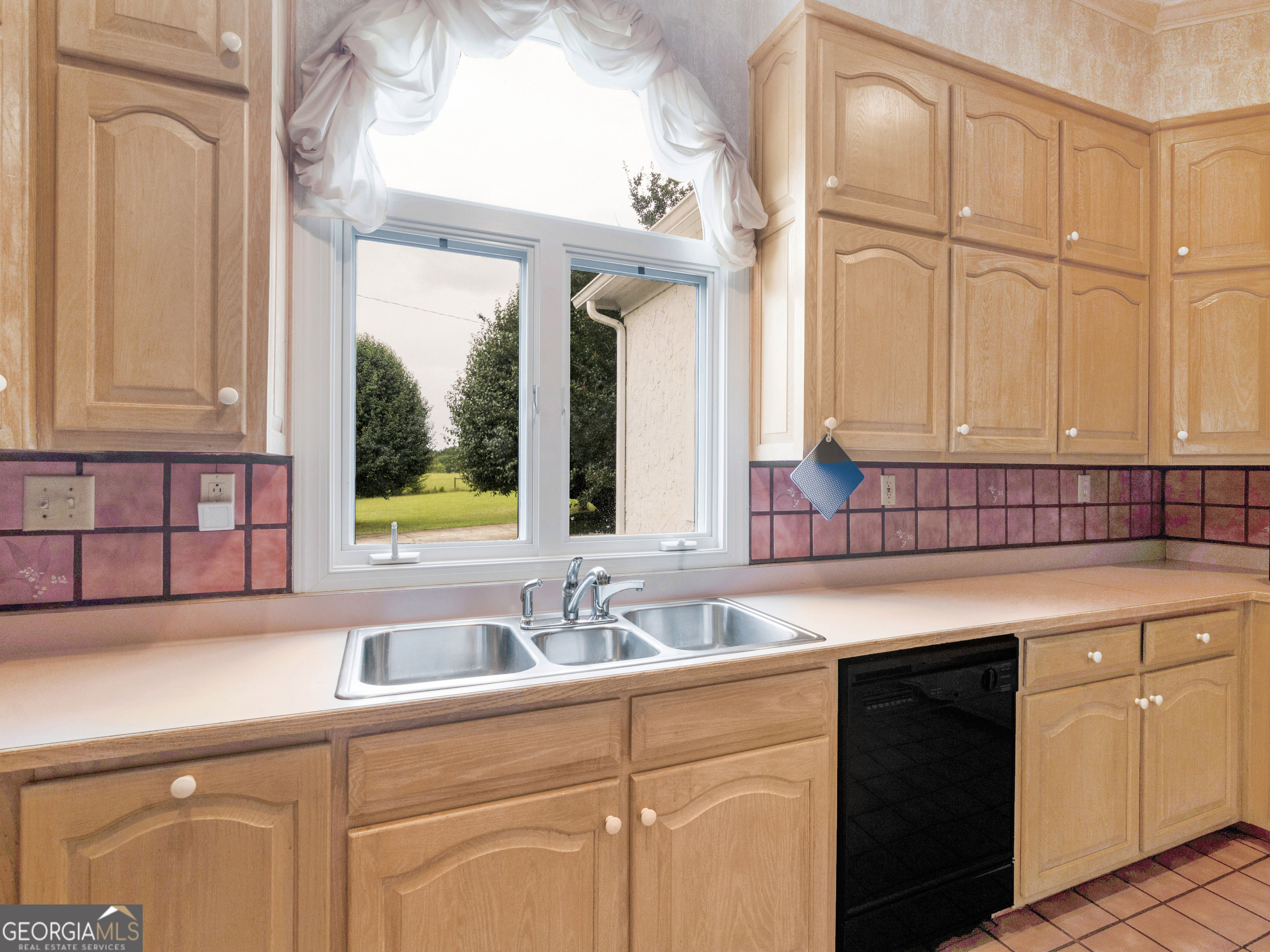 474 North Rover Road Williamson, GA 30292 - Photo 14 of 89