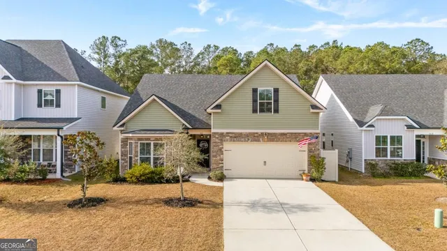 $379,999 | 161 Laguna Way, Savannah, GA 31405