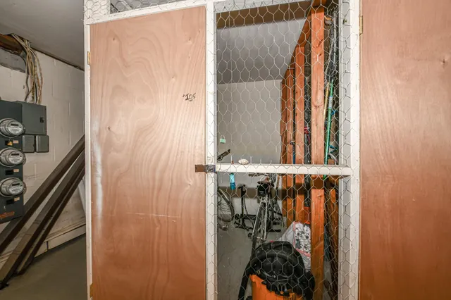 $200,000 | 255 Elmwood Avenue, Unit 205, Lake Geneva, WI 53147