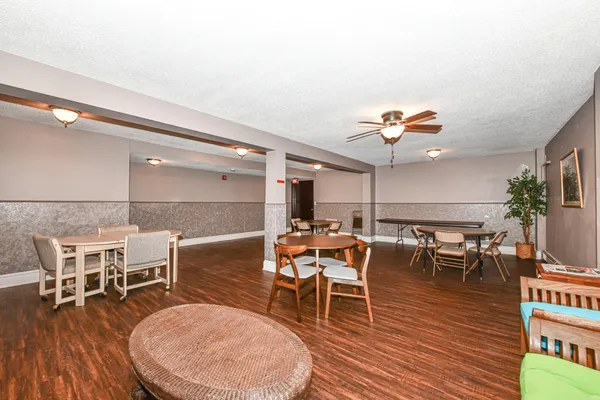 $200,000 | 255 Elmwood Avenue, Unit 205, Lake Geneva, WI 53147