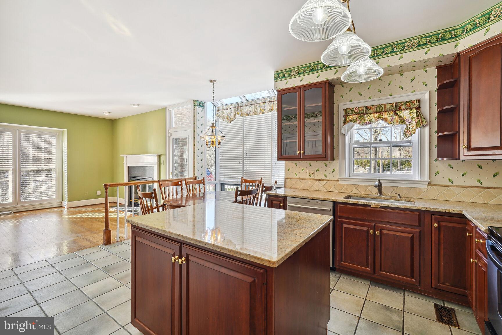 8300 Rising Ridge Way Bethesda, MD 20817 - Photo 8 of 28 Kitchen