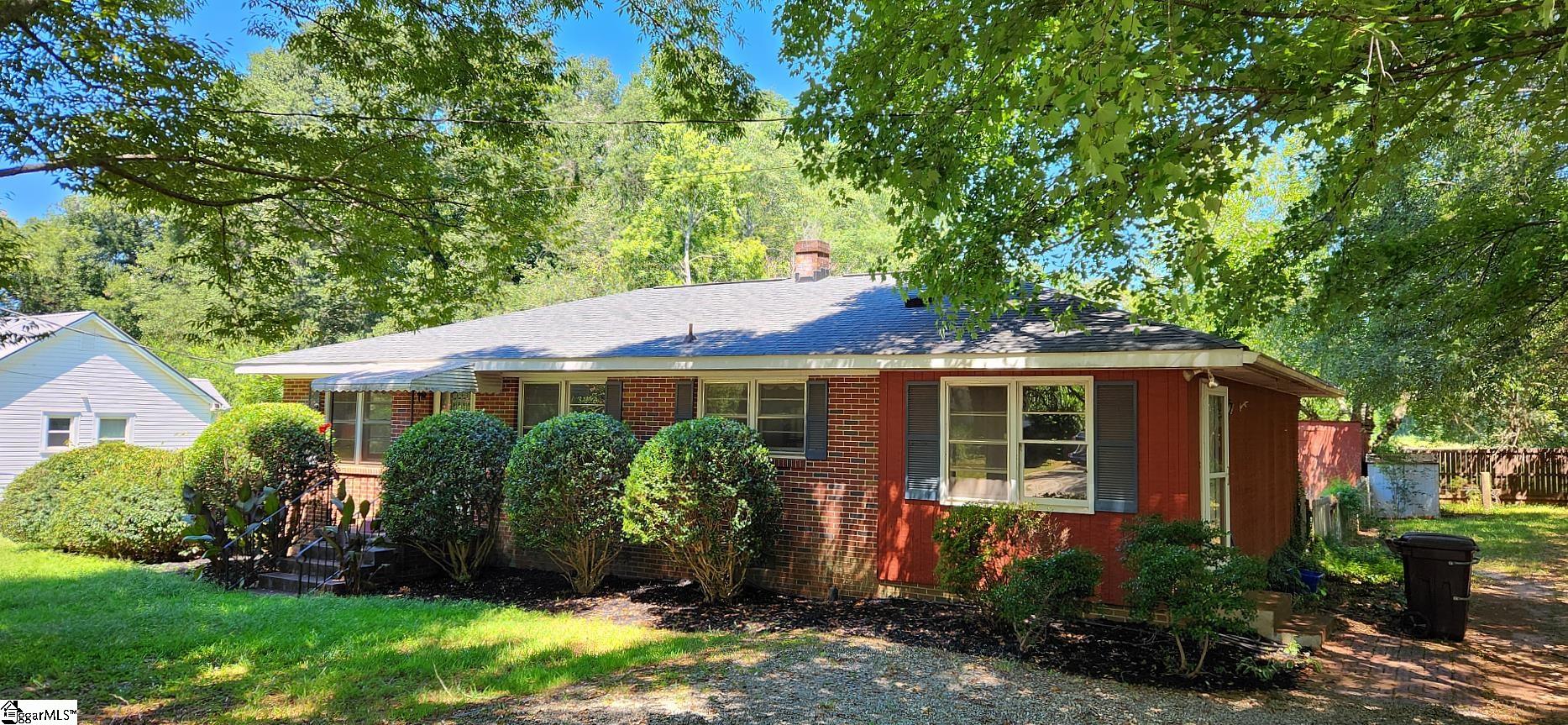 521 East Main Street Pendleton, SC 29670 - Photo 1 of 34 Gallery Image 1