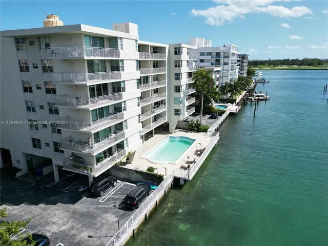 $520,000 | 9500 West Bay Harbor Drive, Unit 6B, Bay Harbor Islands, FL 33154