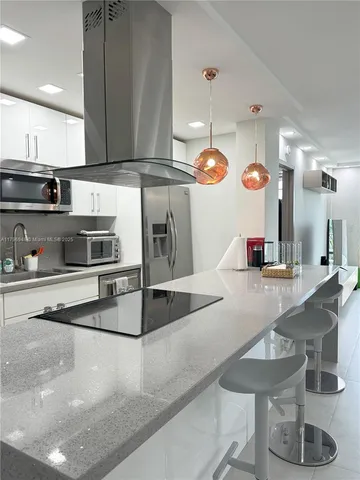 $520,000 | 9500 West Bay Harbor Drive, Unit 6B, Bay Harbor Islands, FL 33154