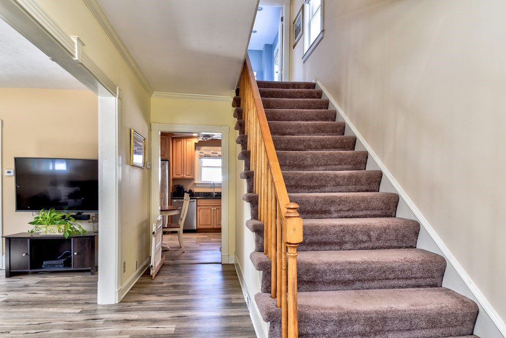 7 Balian Way Milford, MA 01757 - Photo 6 of 40