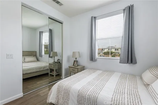 $900,000 | 27563 North Weeping Willow Drive, Valencia, CA 91354