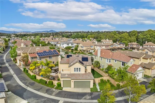 $900,000 | 27563 North Weeping Willow Drive, Valencia, CA 91354