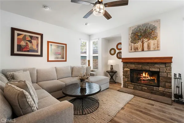 $900,000 | 27563 North Weeping Willow Drive, Valencia, CA 91354