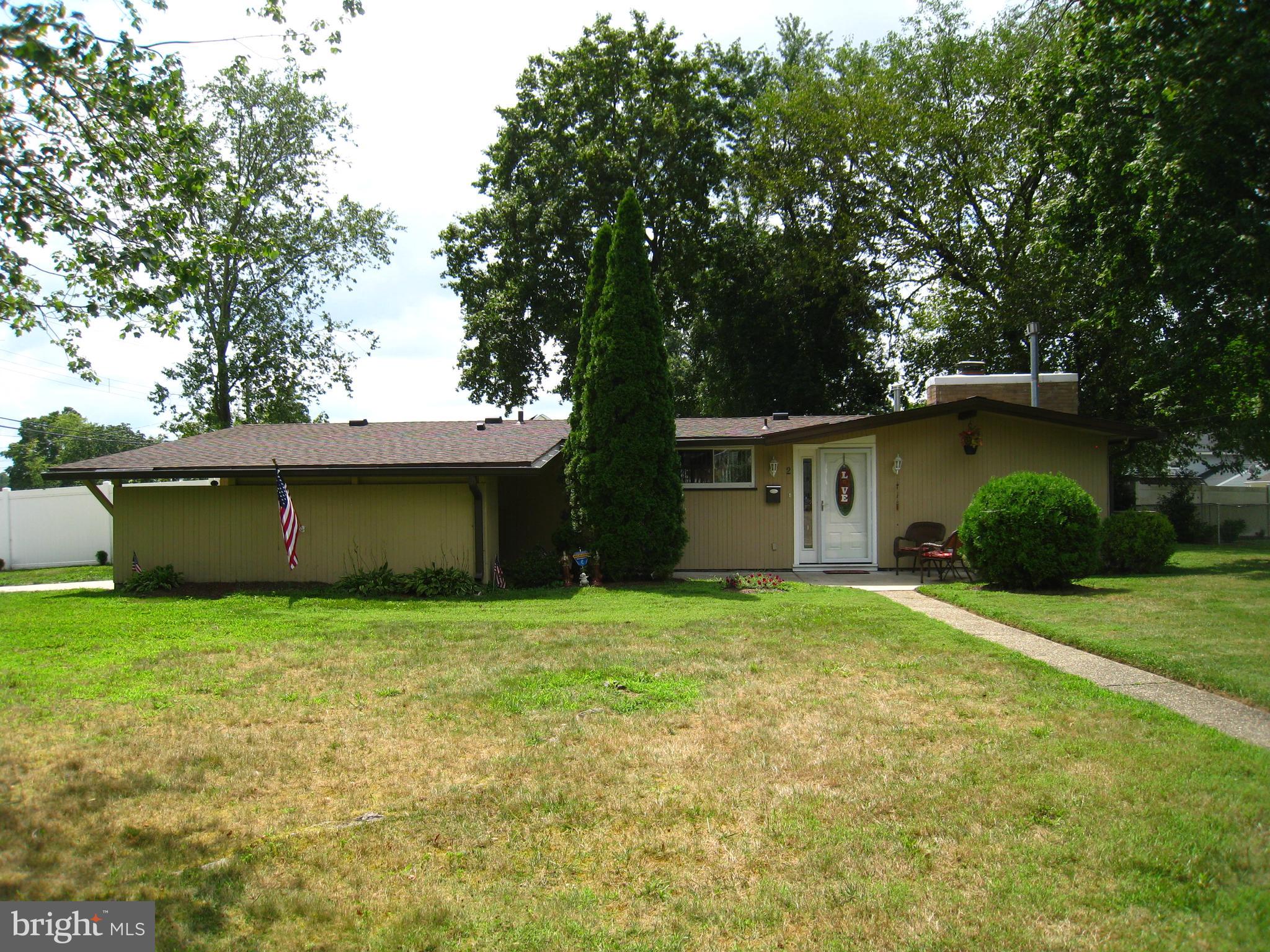 2 Homestead Road Stratford, NJ 08084 - Photo 2 of 29