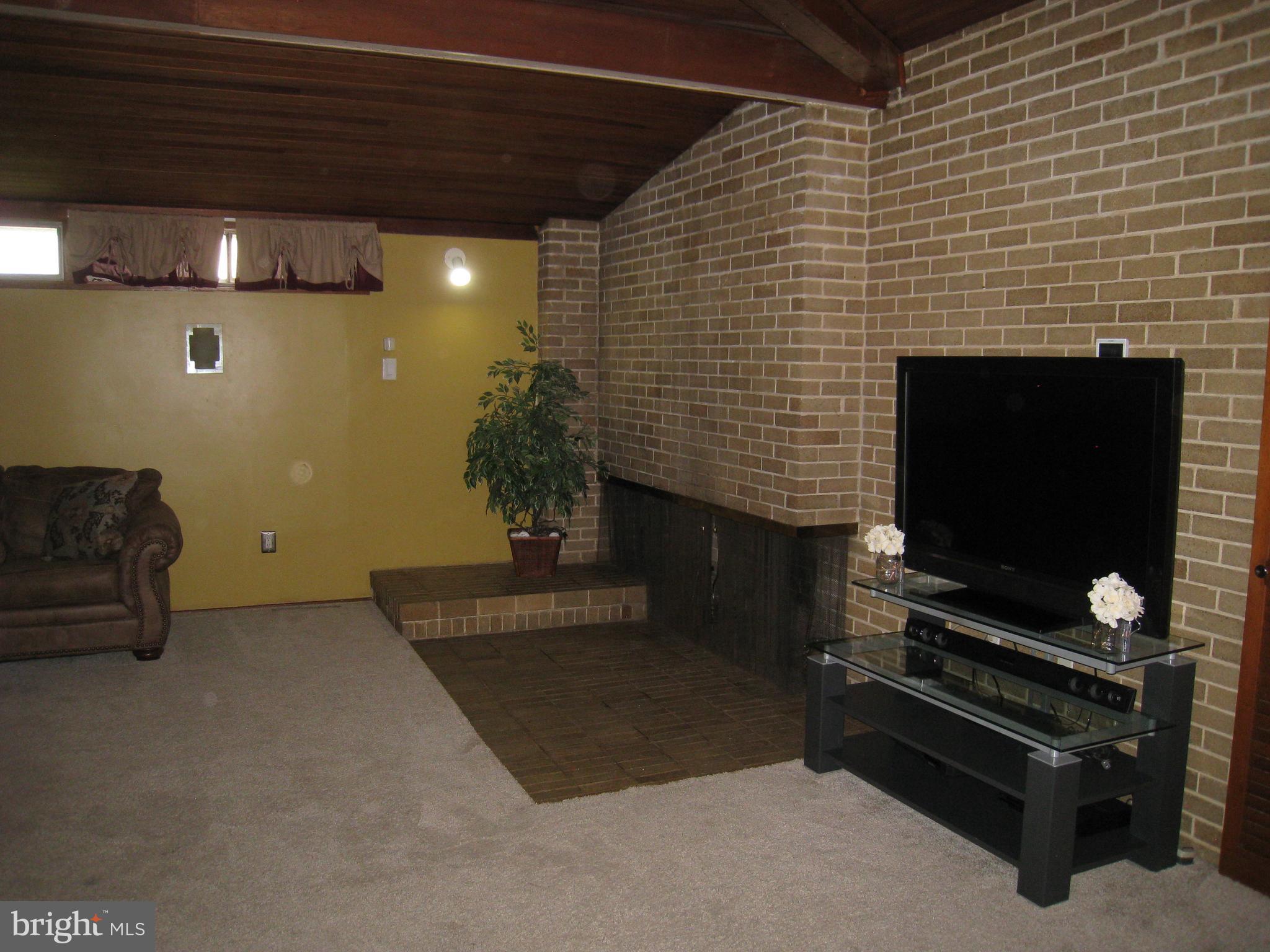 2 Homestead Road Stratford, NJ 08084 - Photo 17 of 29