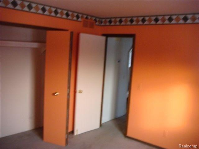 7320 Edlane Road Algonac, MI 48001 - Photo 10 of 17 DSC07232 (Small)