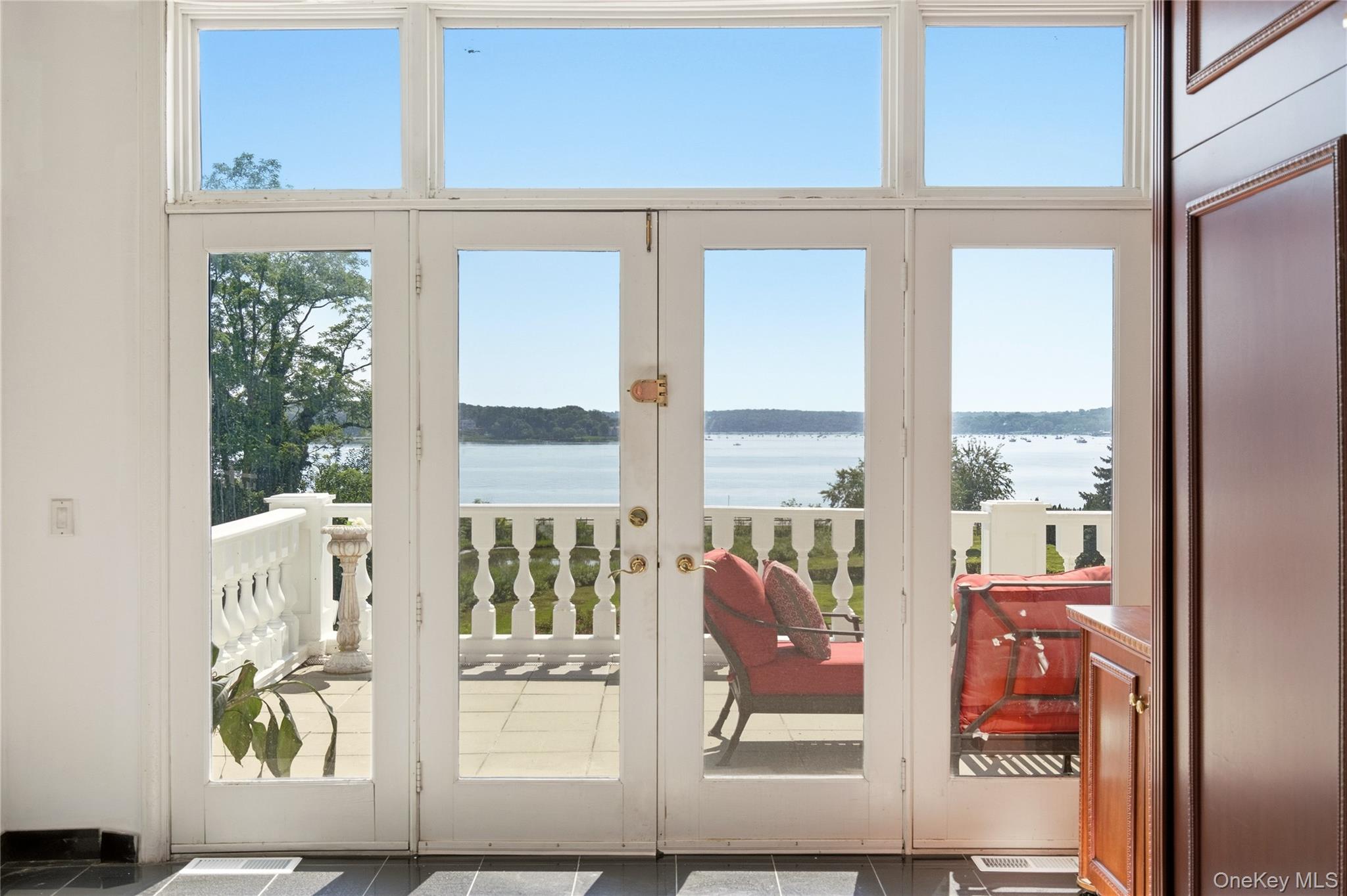 1007 West Shore Road Mill Neck, NY 11765 - Photo 19 of 48 Gallery Image 19