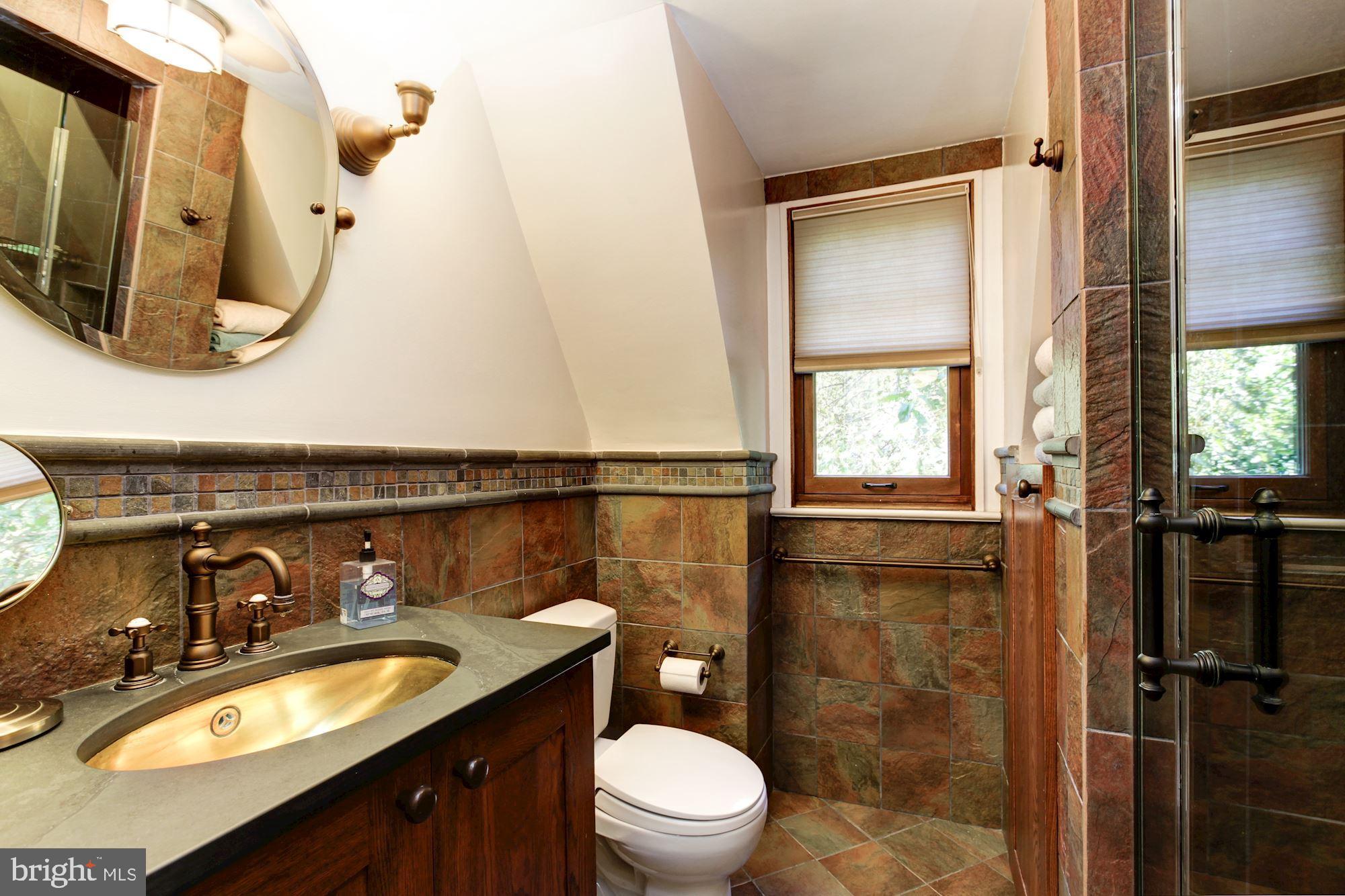 2840 Chesapeake Street Northwest Washington, DC 20008 - Photo 28 of 39 Third floor hall bath