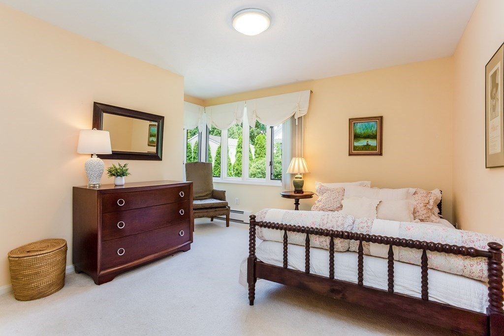 152 Meadowbrook Road Longmeadow, MA 01106 - Photo 25 of 36 Gallery Image 25