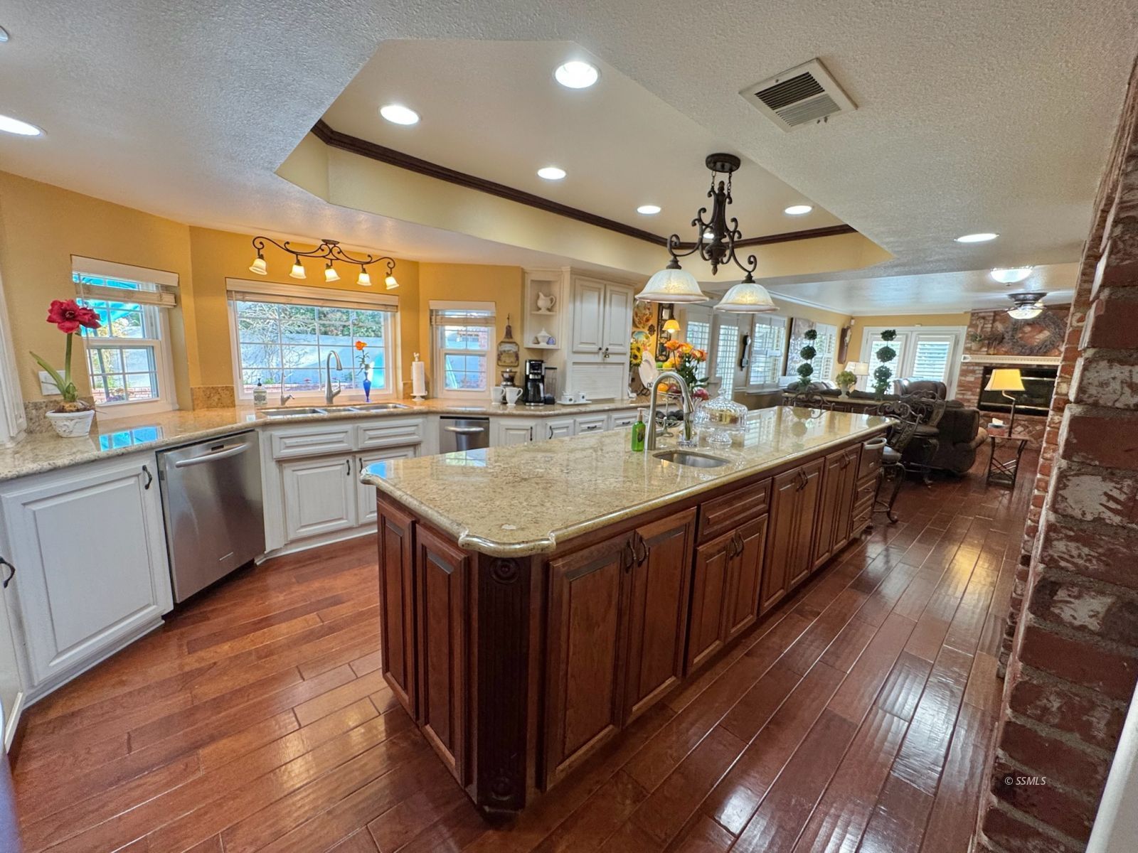 948 West Vicki Avenue Ridgecrest, CA 93555 - Photo 21 of 50