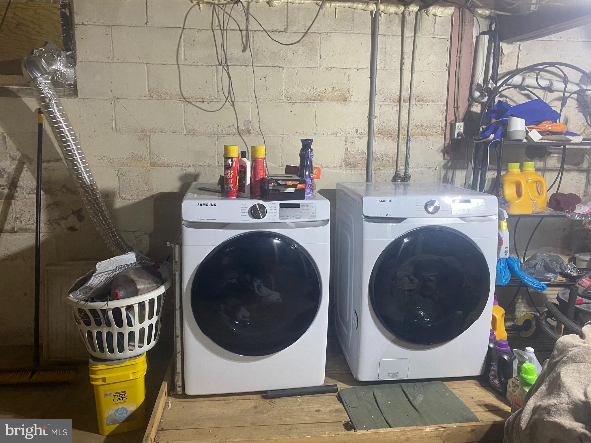 2952 Compass Road Honey Brook, PA 19344 - Photo 32 of 37 Front load washer and dryer included!