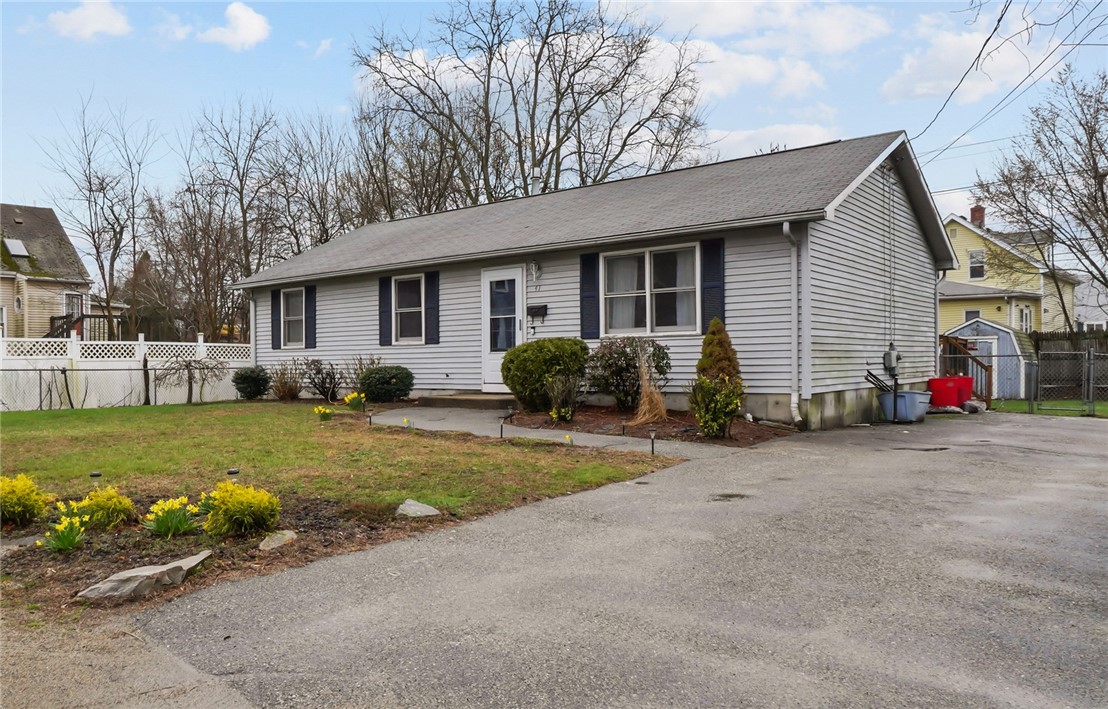 41 Aborn Avenue Warwick, RI 02888 - Photo 2 of 27 Exterior Front