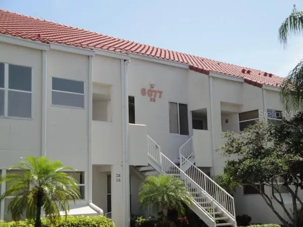 $1,995 | 6077 Bahia Del Mar Boulevard South, Unit 224, St. Petersburg, FL 33715