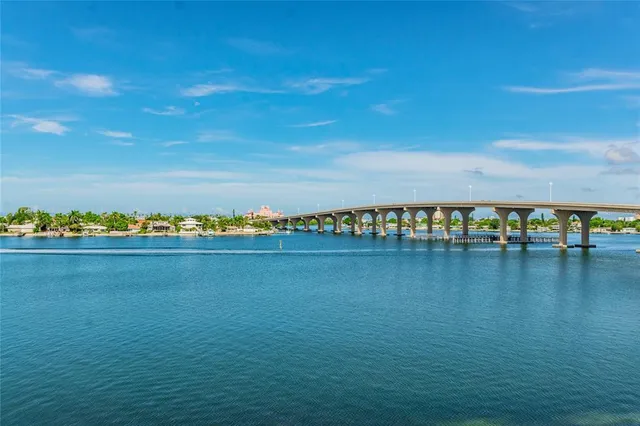 $1,995 | 6077 Bahia Del Mar Boulevard South, Unit 224, St. Petersburg, FL 33715