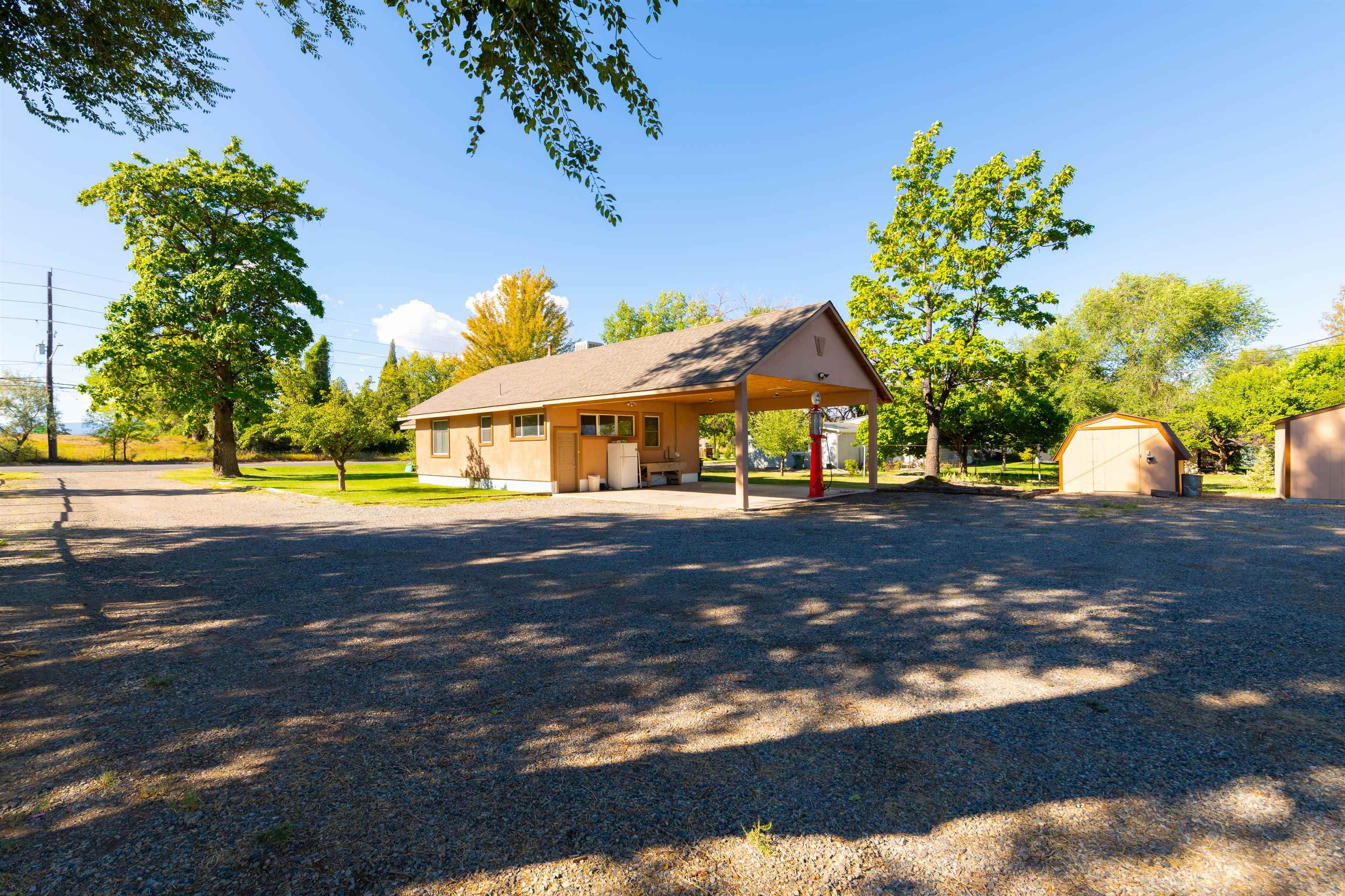 2738 Patterson Road Grand Junction, CO 81506 - Photo 11 of 34