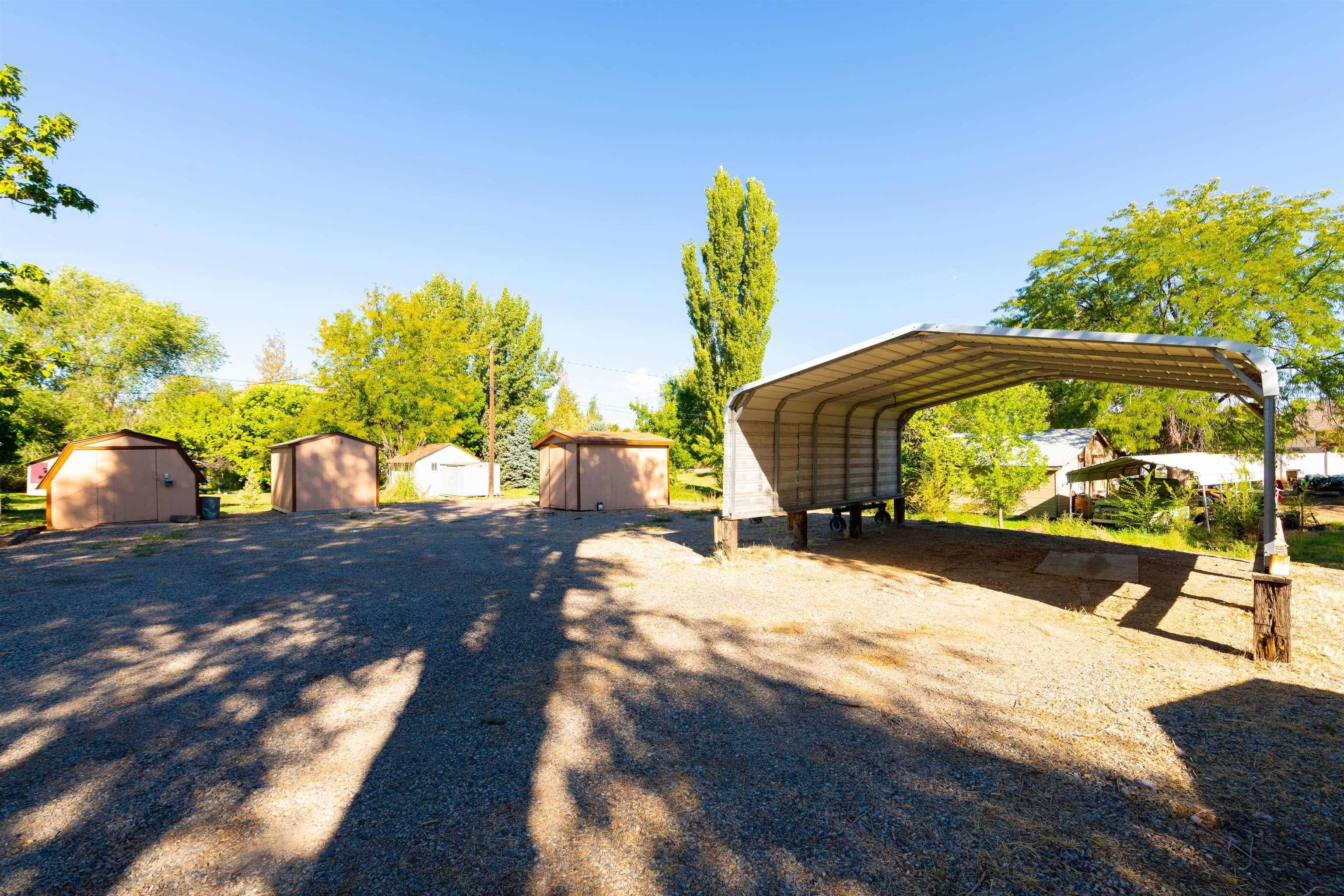 2738 Patterson Road Grand Junction, CO 81506 - Photo 13 of 34