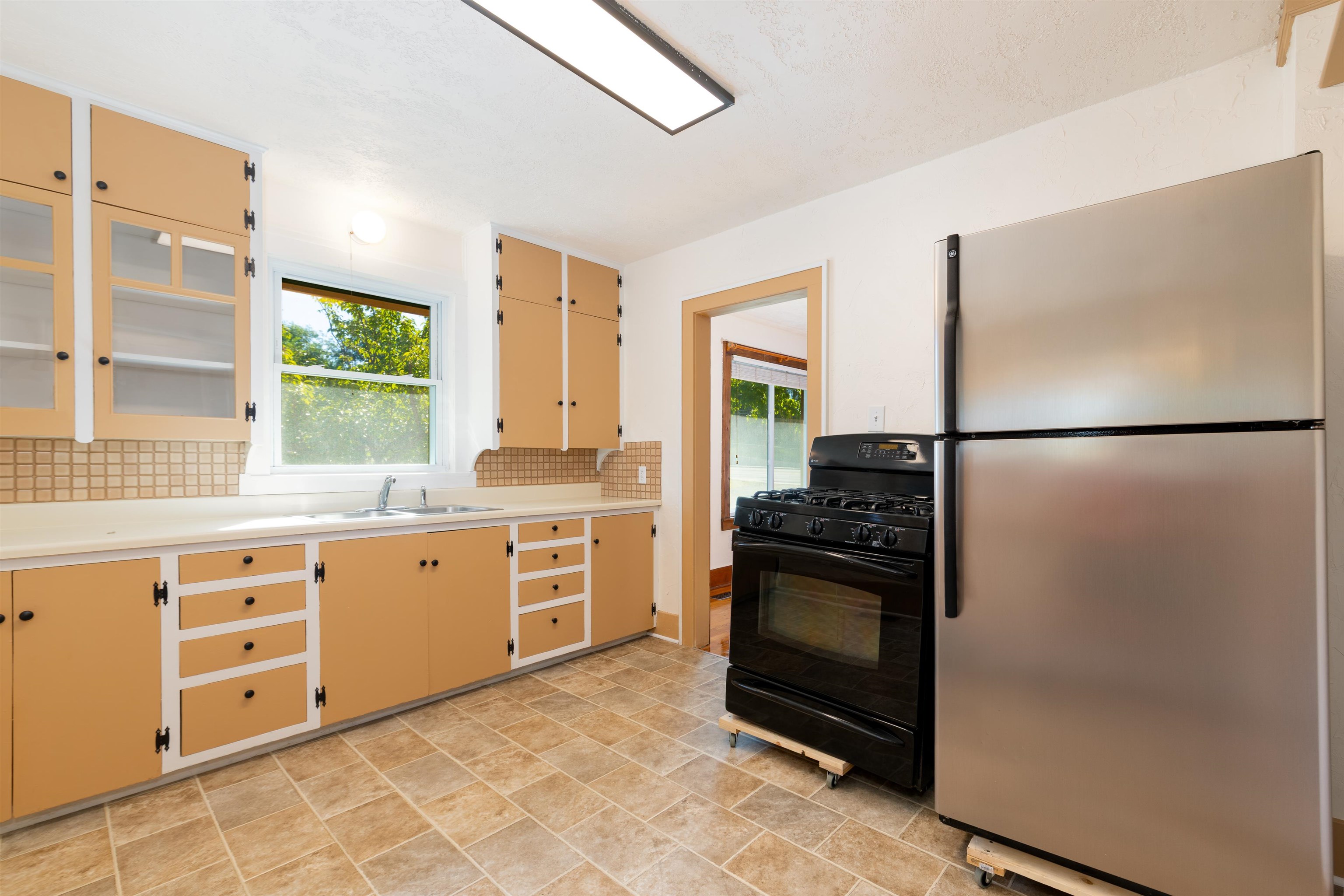 2738 Patterson Road Grand Junction, CO 81506 - Photo 24 of 34