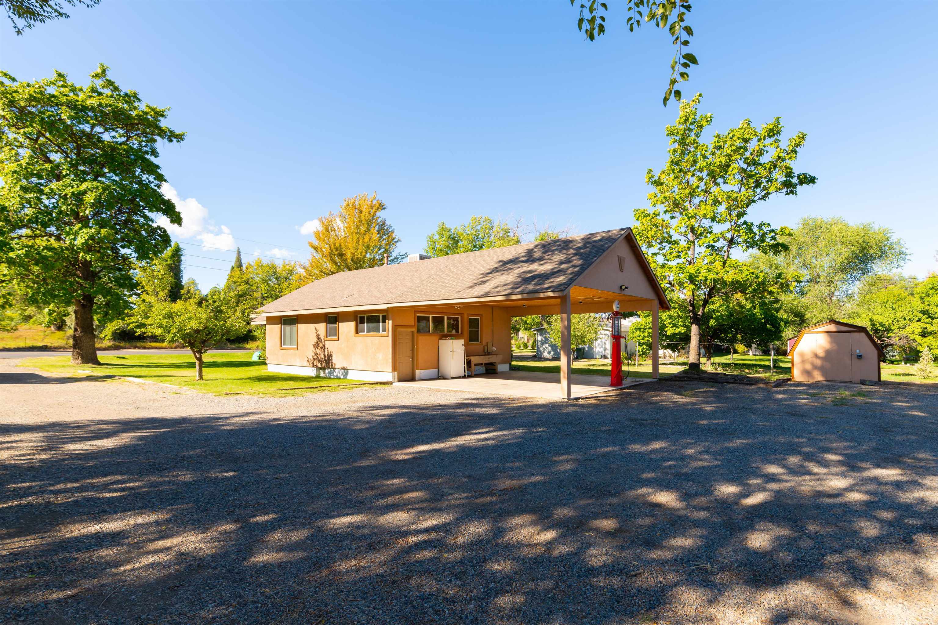 2738 Patterson Road Grand Junction, CO 81506 - Photo 7 of 34