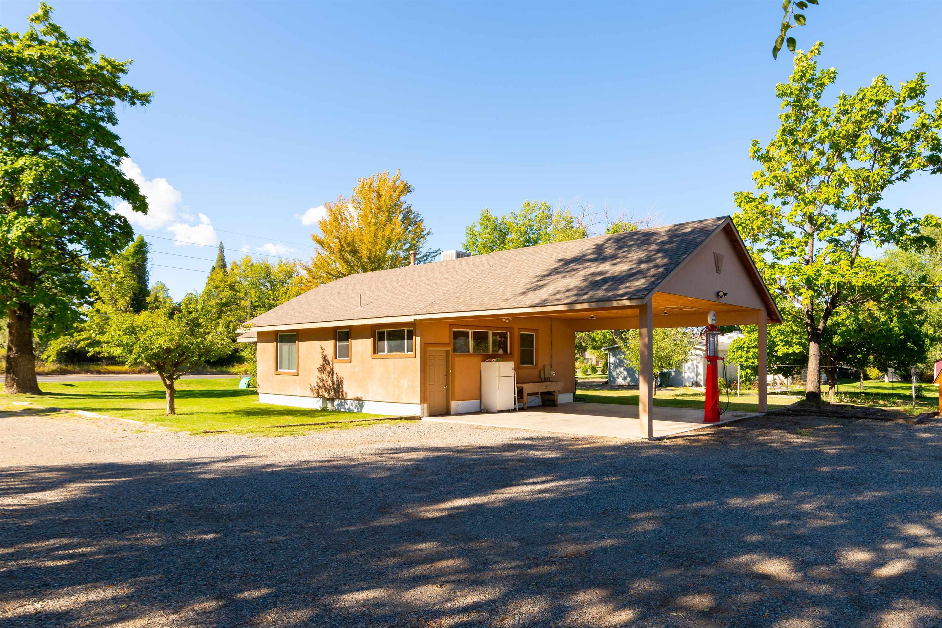 2738 Patterson Road Grand Junction, CO 81506 - Photo 8 of 34