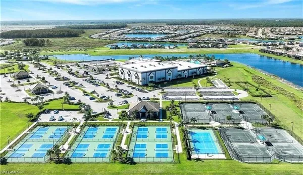 $4,000 | 19100 Hanley Boulevard, Estero, FL 33928