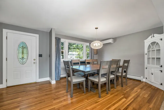 $689,900 | 4 Washington Street, Hudson, NH 03051