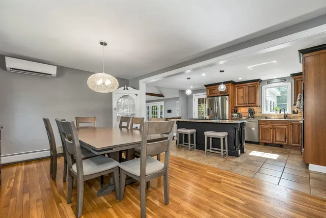 $689,900 | 4 Washington Street, Hudson, NH 03051