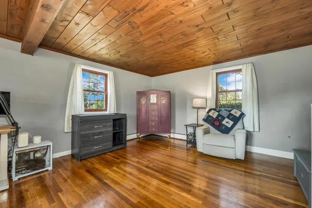 $689,900 | 4 Washington Street, Hudson, NH 03051