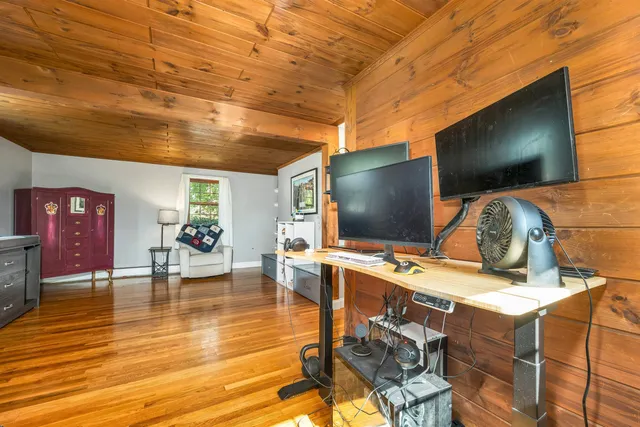 $689,900 | 4 Washington Street, Hudson, NH 03051