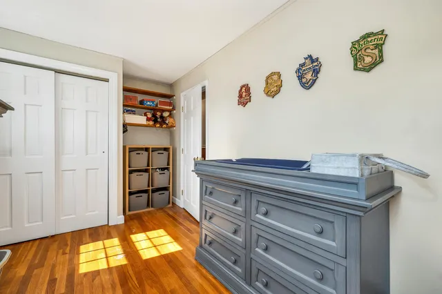 $689,900 | 4 Washington Street, Hudson, NH 03051