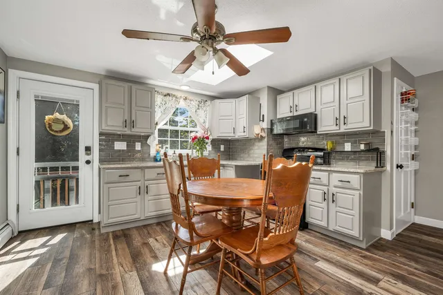 $689,900 | 4 Washington Street, Hudson, NH 03051