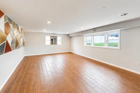 $340,000 | 6864 175th Place, Tinley Park, IL 60477