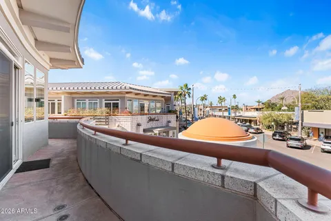 $975,000 | 7039 East Main Street, Unit A206, Scottsdale, AZ 85251
