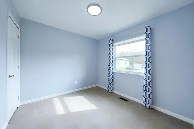 $365,000 | 59071 Annah Drive, New Hudson, MI 48165