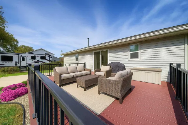 $365,000 | 59071 Annah Drive, New Hudson, MI 48165