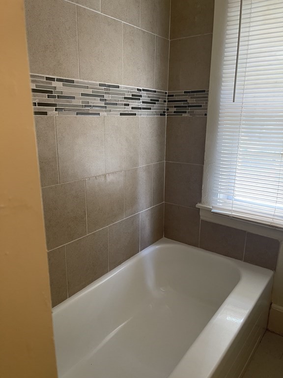 41 Suffolk Street Springfield, MA 01109 - Photo 11 of 28 Gallery Image 11