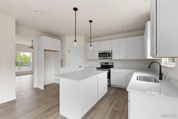 $435,993 | 212 Noser Drive, Florissant, MO 63031