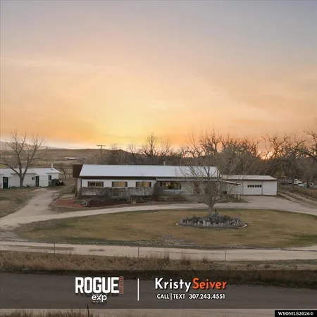 $330,000 | 650 North Happy Glen Lane, Evansville, WY 82636