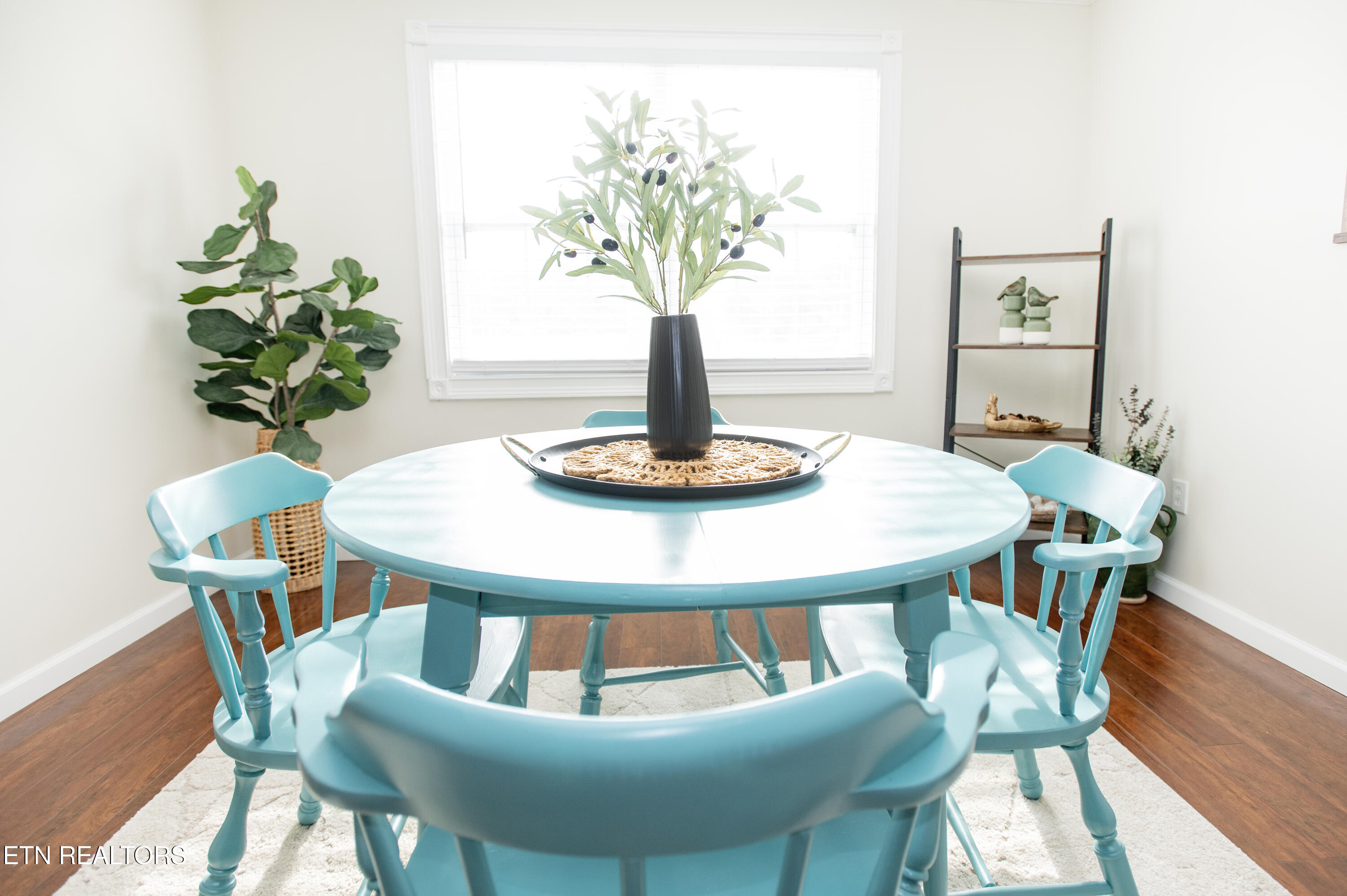 132 Pembroke Road Oak Ridge, TN 37830 - Photo 14 of 34 Dining