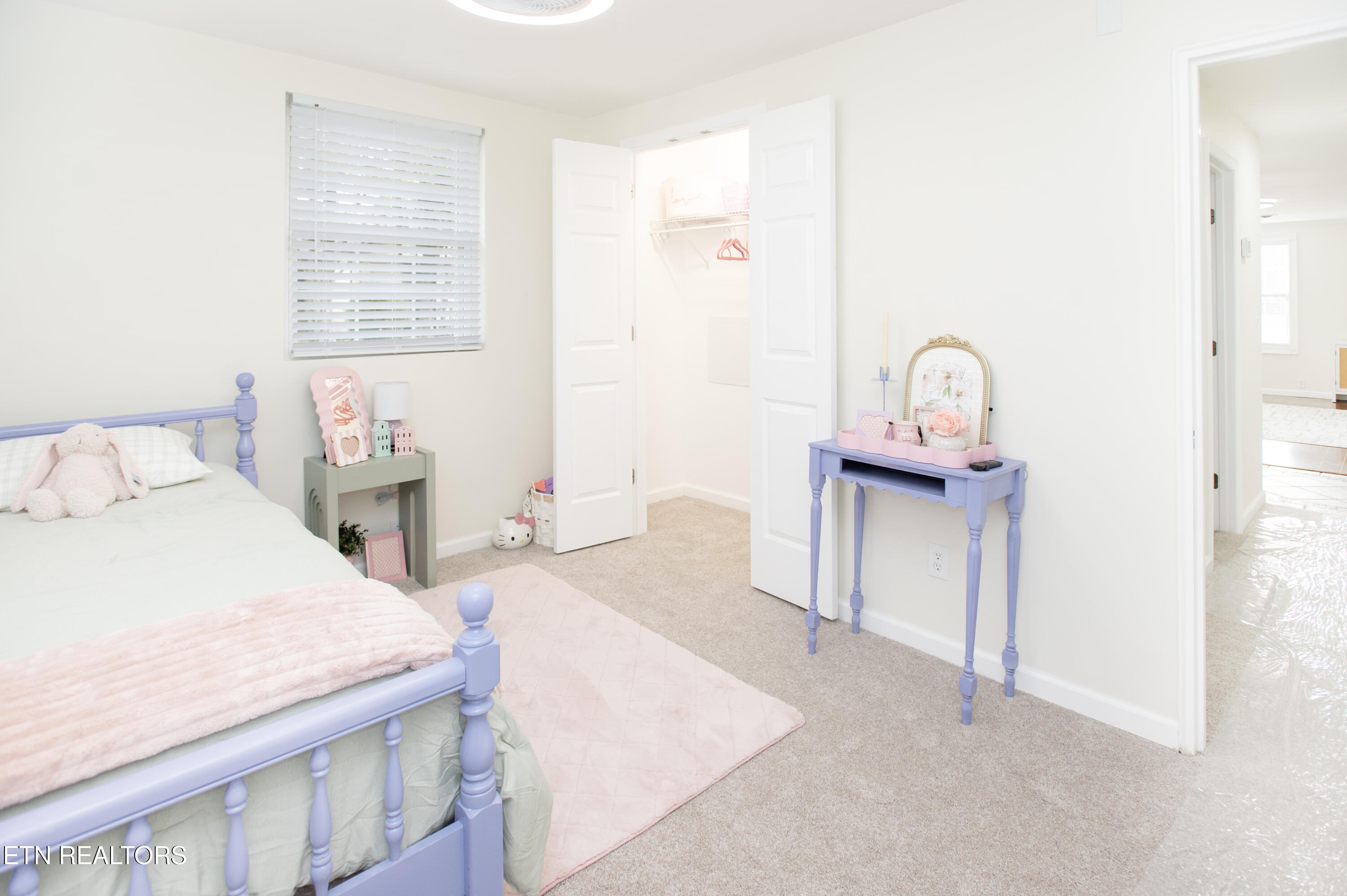 132 Pembroke Road Oak Ridge, TN 37830 - Photo 25 of 34 Bedroom 2