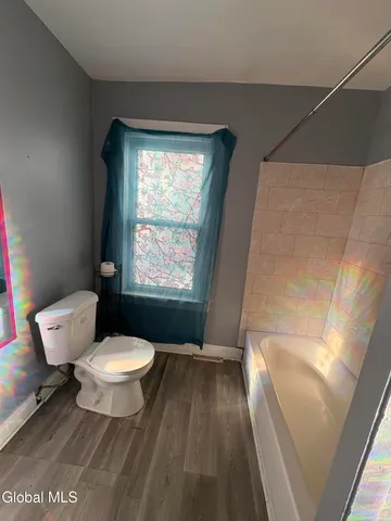 $1,400 | 246 Duane Avenue, Schenectady, NY 12307