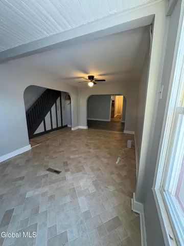 $1,400 | 246 Duane Avenue, Schenectady, NY 12307