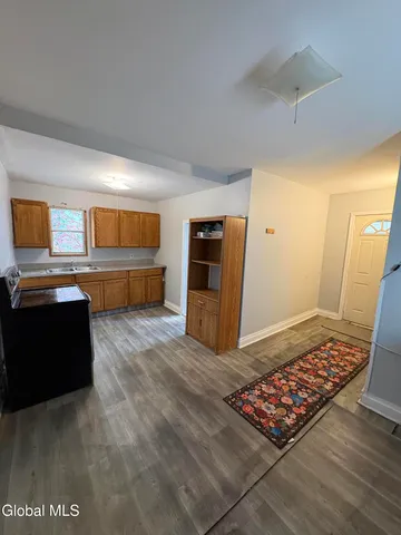 $1,400 | 246 Duane Avenue, Schenectady, NY 12307