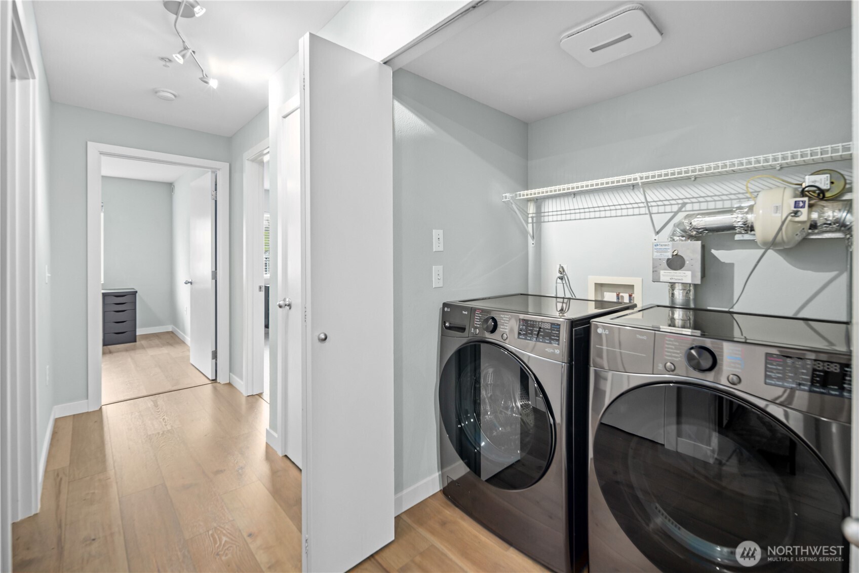 805 Harrington Place Southeast, Unit 2143 Renton, WA 98058 - Photo 12 of 25