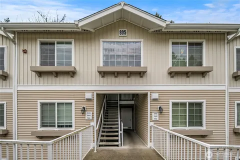 $375,000 | 805 Harrington Place Southeast, Unit 2143, Renton, WA 98058